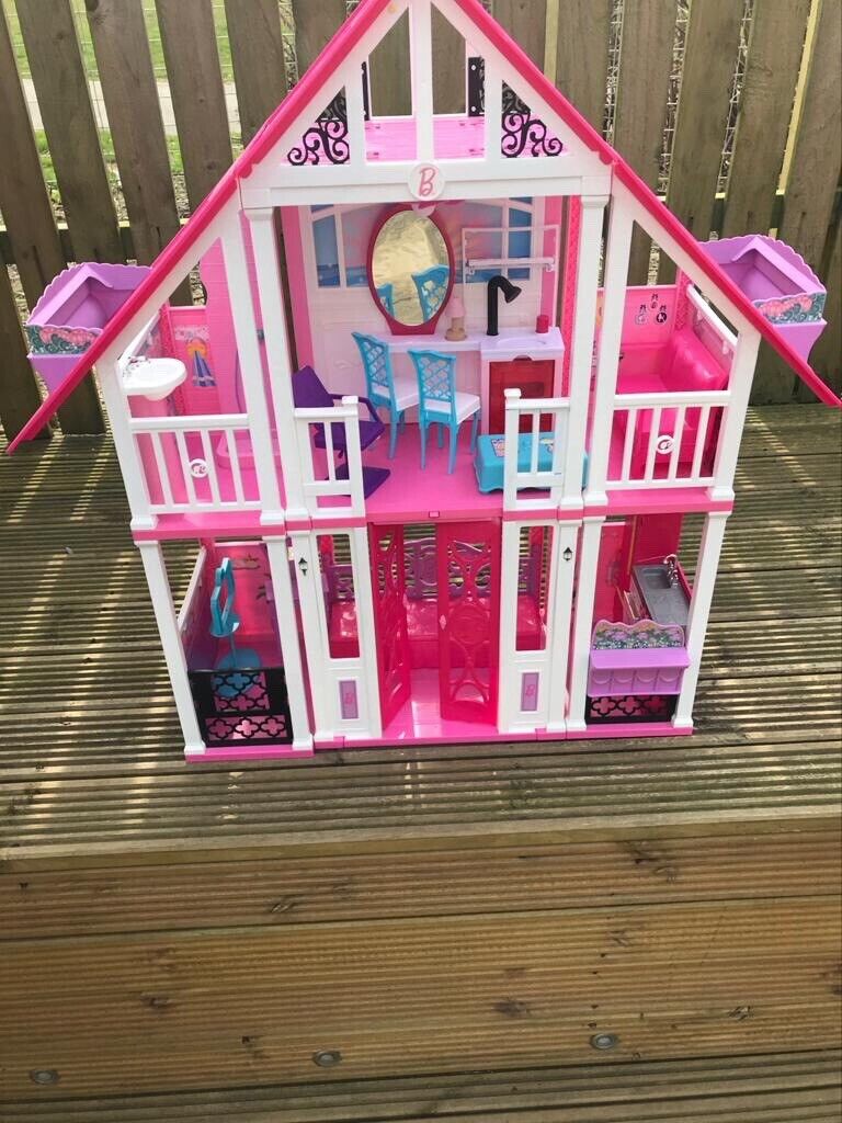 barbie dream house gumtree